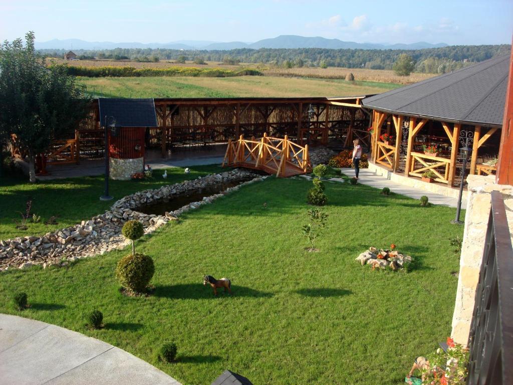 Pension La Taticu Săcălăşeni Exterior foto
